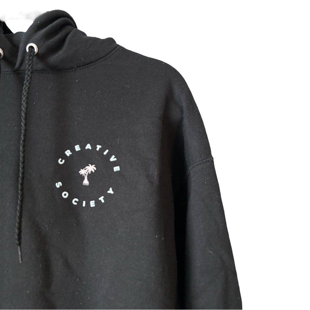 Sweatshirt - Picture 2 of 4